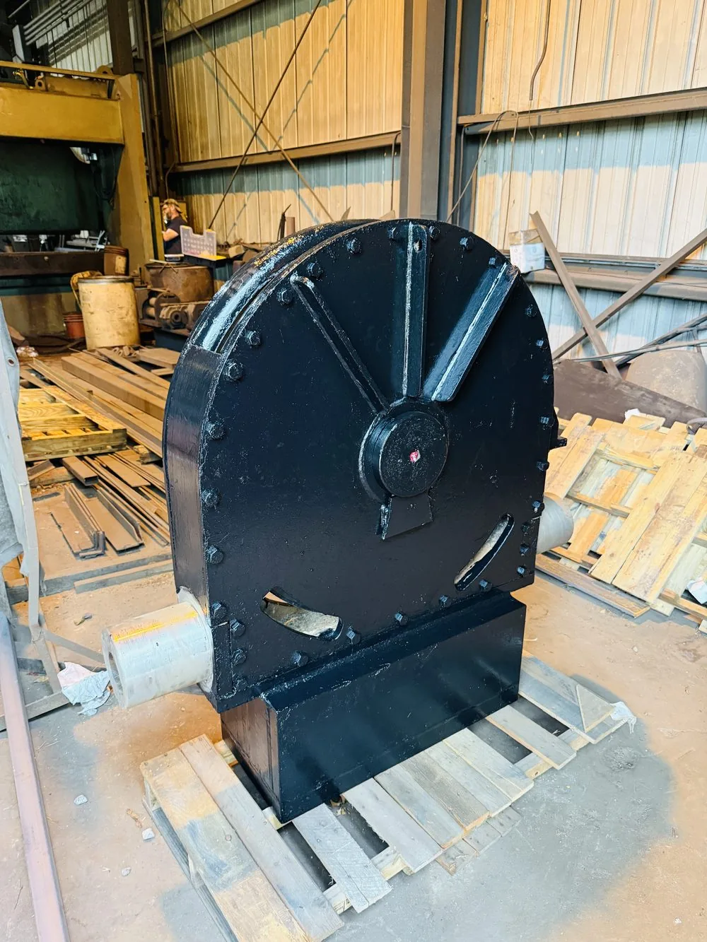 Swing sheave assembly